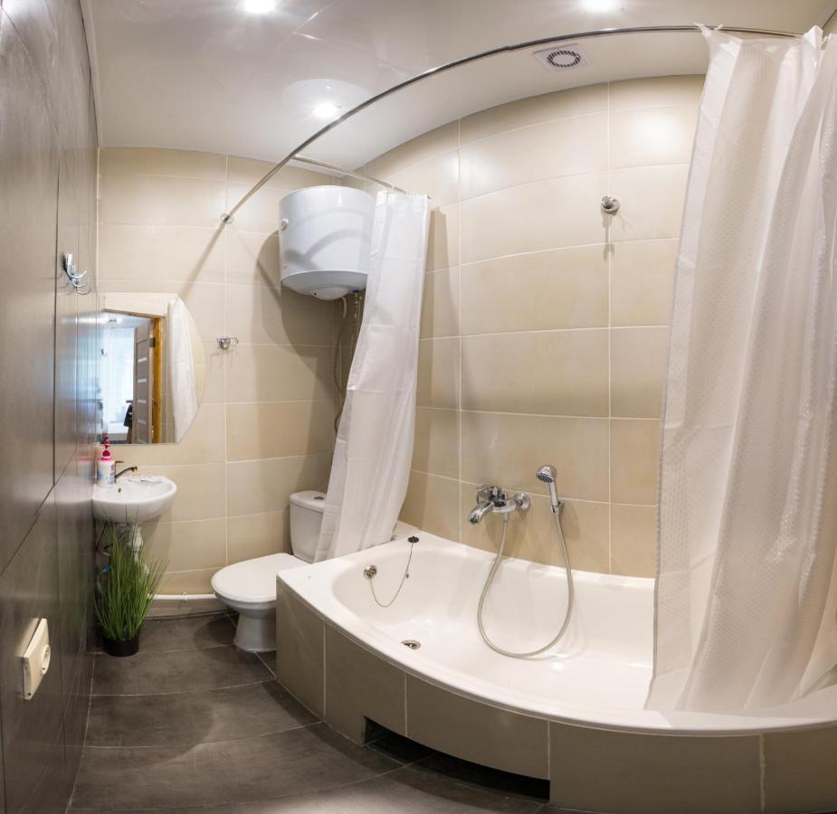 Well Located Studio - Yaroslavska Str. 21 Apartament Charków Zewnętrze zdjęcie