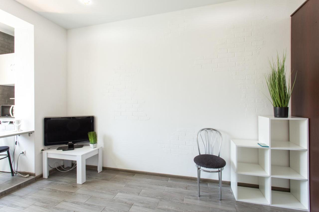 Well Located Studio - Yaroslavska Str. 21 Apartament Charków Zewnętrze zdjęcie