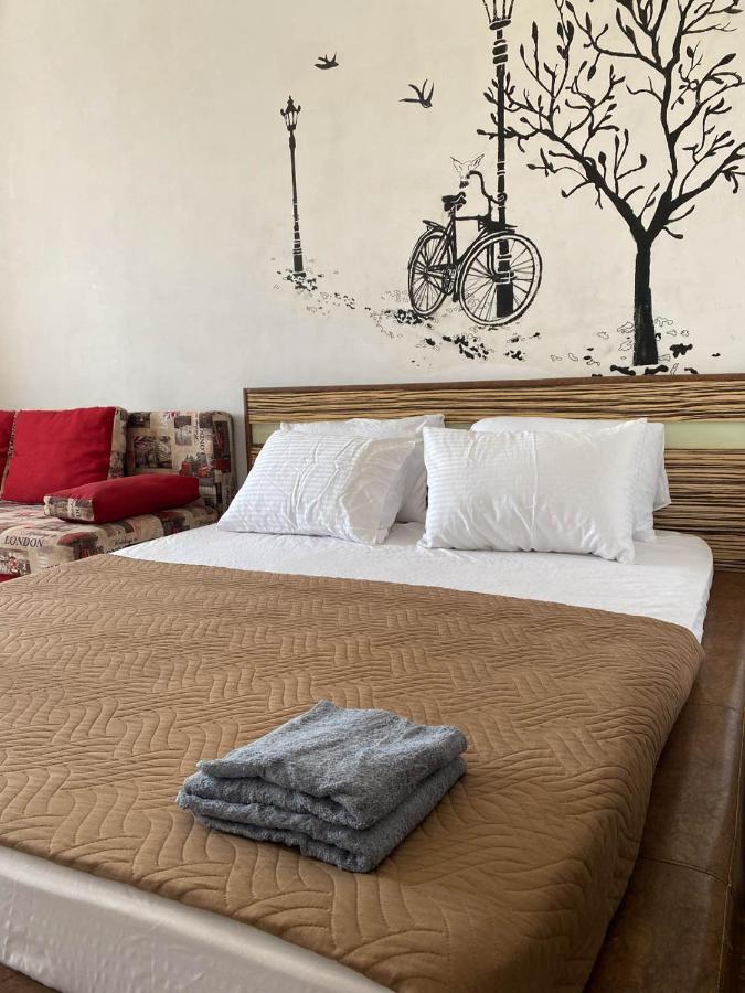 Well Located Studio - Yaroslavska Str. 21 Apartament Charków Zewnętrze zdjęcie