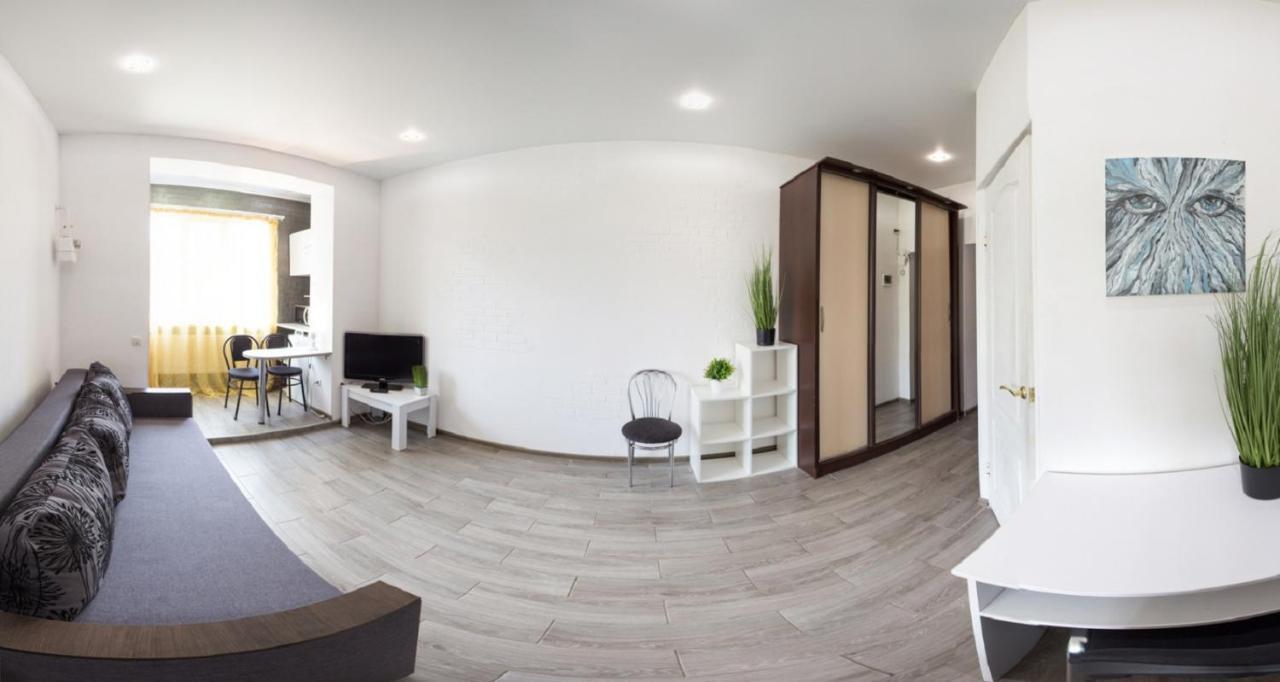 Well Located Studio - Yaroslavska Str. 21 Apartament Charków Zewnętrze zdjęcie